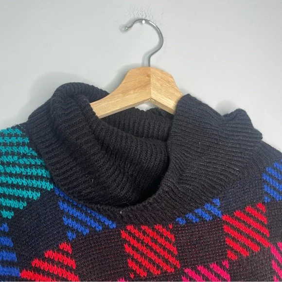 Colorful‎ Checkered Knit Sweater - Picture 3 of 6